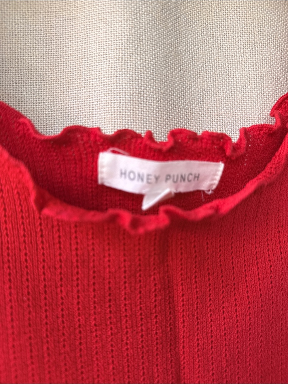 Honey Punch Red Ribbed Ruffle Crop Tank - Picture 3 of 4